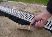How to stack drainage trays