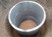 Kaip padaryti drenažo šulinį iš betoninių žiedų: montavimo žingsniai