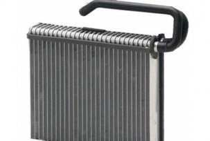 Nasaan ang air conditioner evaporator at bakit kinakailangan ito