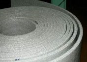 Karakterisering og bruk av skummet polyetylen for termisk isolasjon