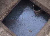 Waarom verlaat water de beerput niet: oorzaken en oplossingen voor het probleem, preventie