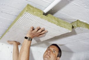Làm thế nào để cách nhiệt trần nhà bằng tay của chính bạn