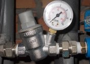 Quale pressione è la norma nella rete di approvvigionamento idrico?