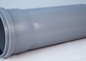 100 mm çapında kanalizasyon için plastik bir borunun teknik özellikleri