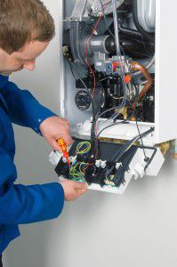 Solo uno specialista è autorizzato a installare e mantenere apparecchiature di riscaldamento con gas liquefatto