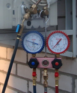 connecting the pressure gauge to the outdoor unit