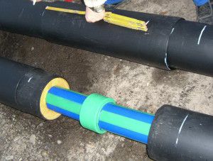Heating pipes with external frost protection