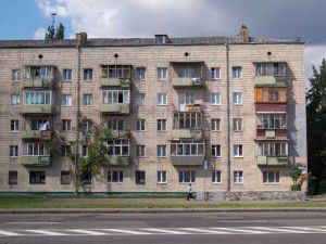 staré päťposchodové budovy sa všeobecne nazývajú Chruščov
